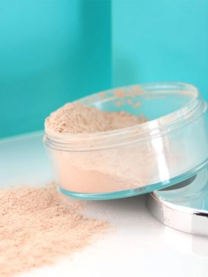 Perfect-Skin-Translucent-Mineral-Rich-Loose-Powder-3-700×770
